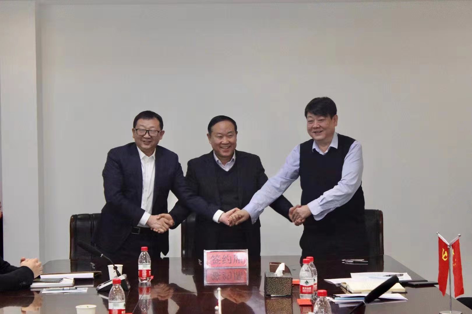 省建筑設計院與城關區(qū)城發(fā)公司、甘肅七建<br/>簽署戰(zhàn)略合作協(xié)議