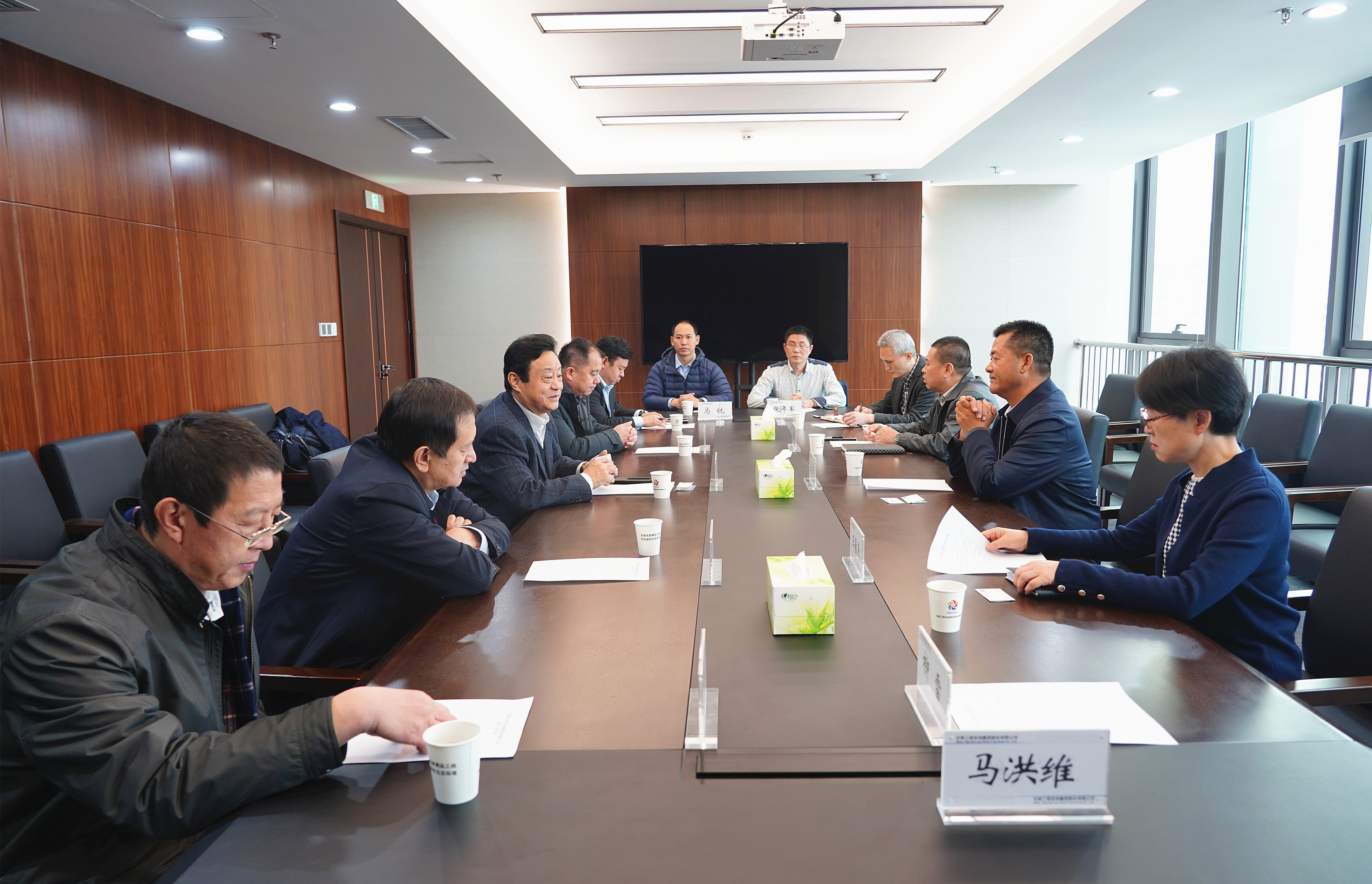 宋忠慶會(huì)見中國永拓咨詢管理集團(tuán)董事局主席呂江一行